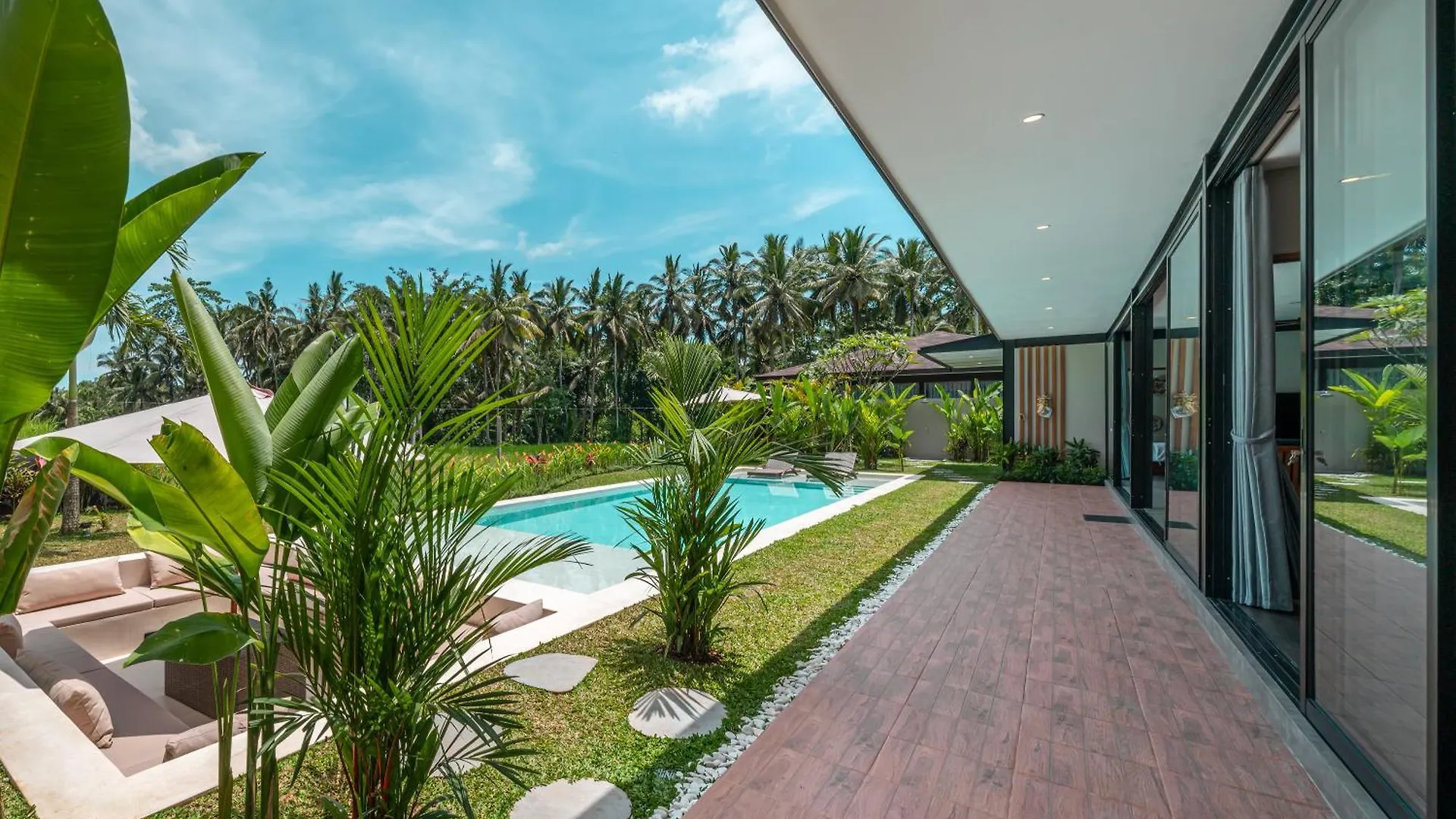 Villa Xanadu - Epic 5Br Villa, Unreal Views & Large Pool! Ubud
