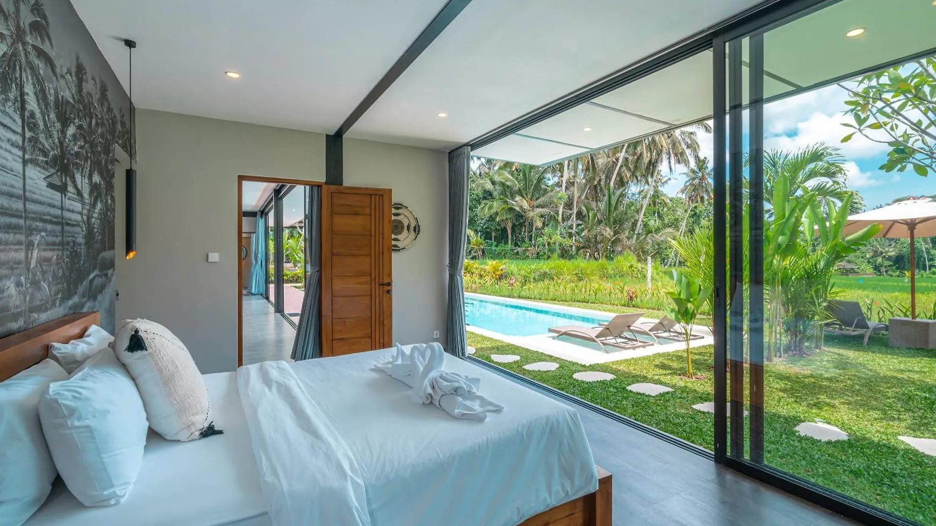 Villa Xanadu - Epic 5Br Villa, Unreal Views & Large Pool! Ubud
